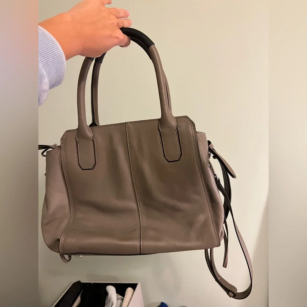 NWOT Liebeskind leather grey handbag/purse - Picture 4 of 8